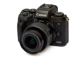 CANON EOS M5 CON 15-45/3,5-6,3 IS STM